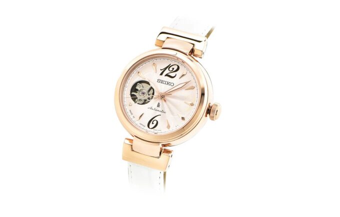 Orologio meccanico della serie Lukia, Giappone