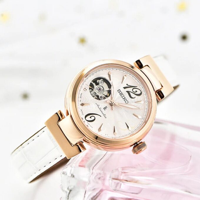 Orologio meccanico della serie Lukia, Giappone