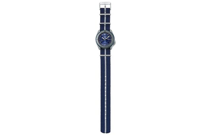 Orologio meccanico in edizione limitata della serie Naruto, blu navy