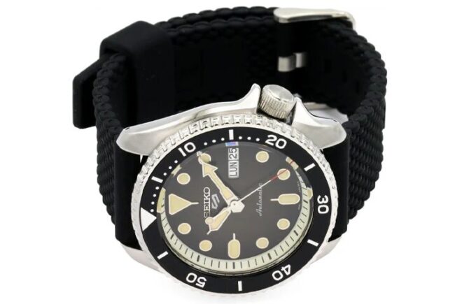 Orologio meccanico sportivo con cinturino in gomma nero della serie n. 5 SRPD73k2