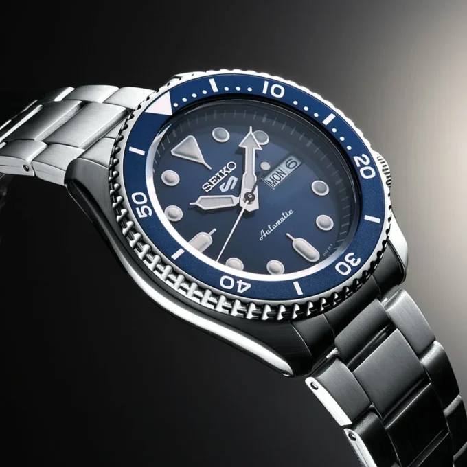 SRPD51 Serie 5 Sports SKX SRPD51 Serie 5 Sports SKX