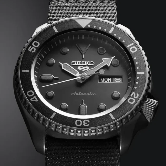 SRPD79 Serie 5 Sports SKX SRPD79 Serie 5 Sports SKX